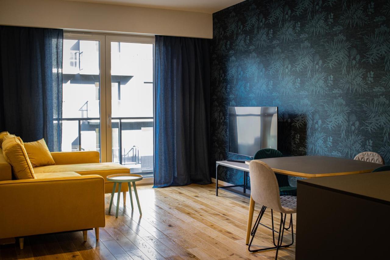 Urban Space Apartament 80 - Free Parking วรอตซวาฟ ภายนอก รูปภาพ