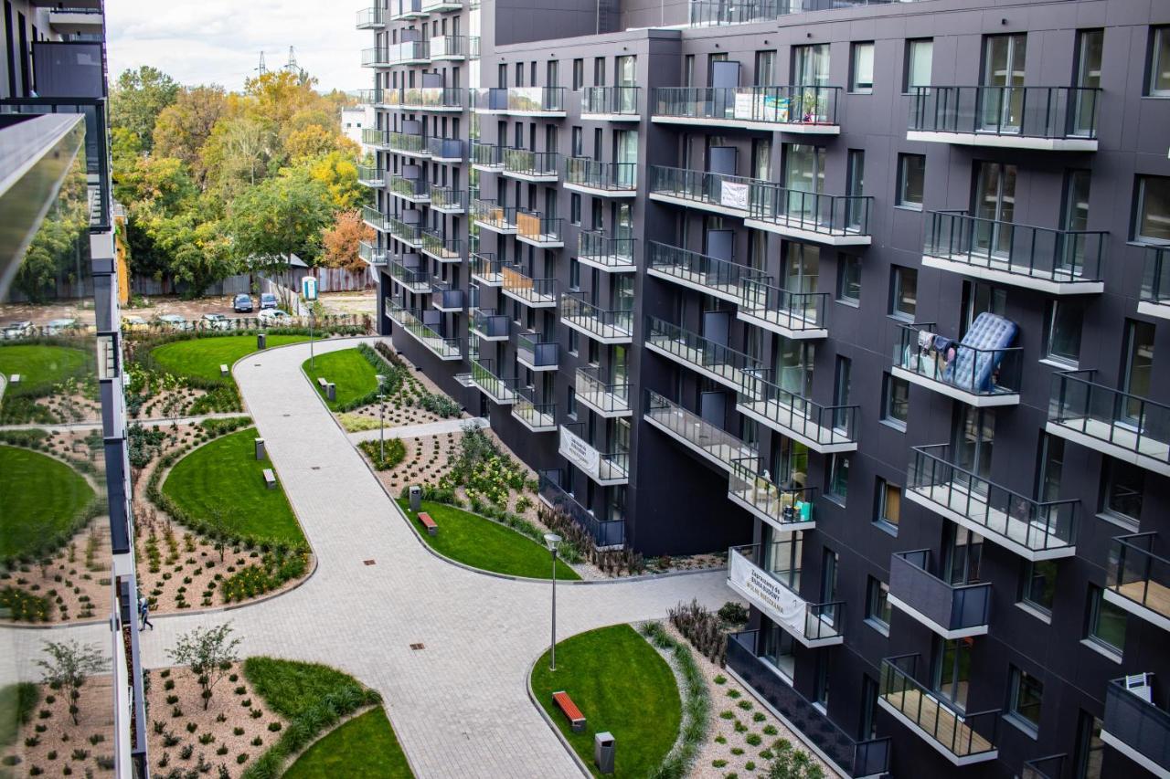 Urban Space Apartament 80 - Free Parking วรอตซวาฟ ภายนอก รูปภาพ